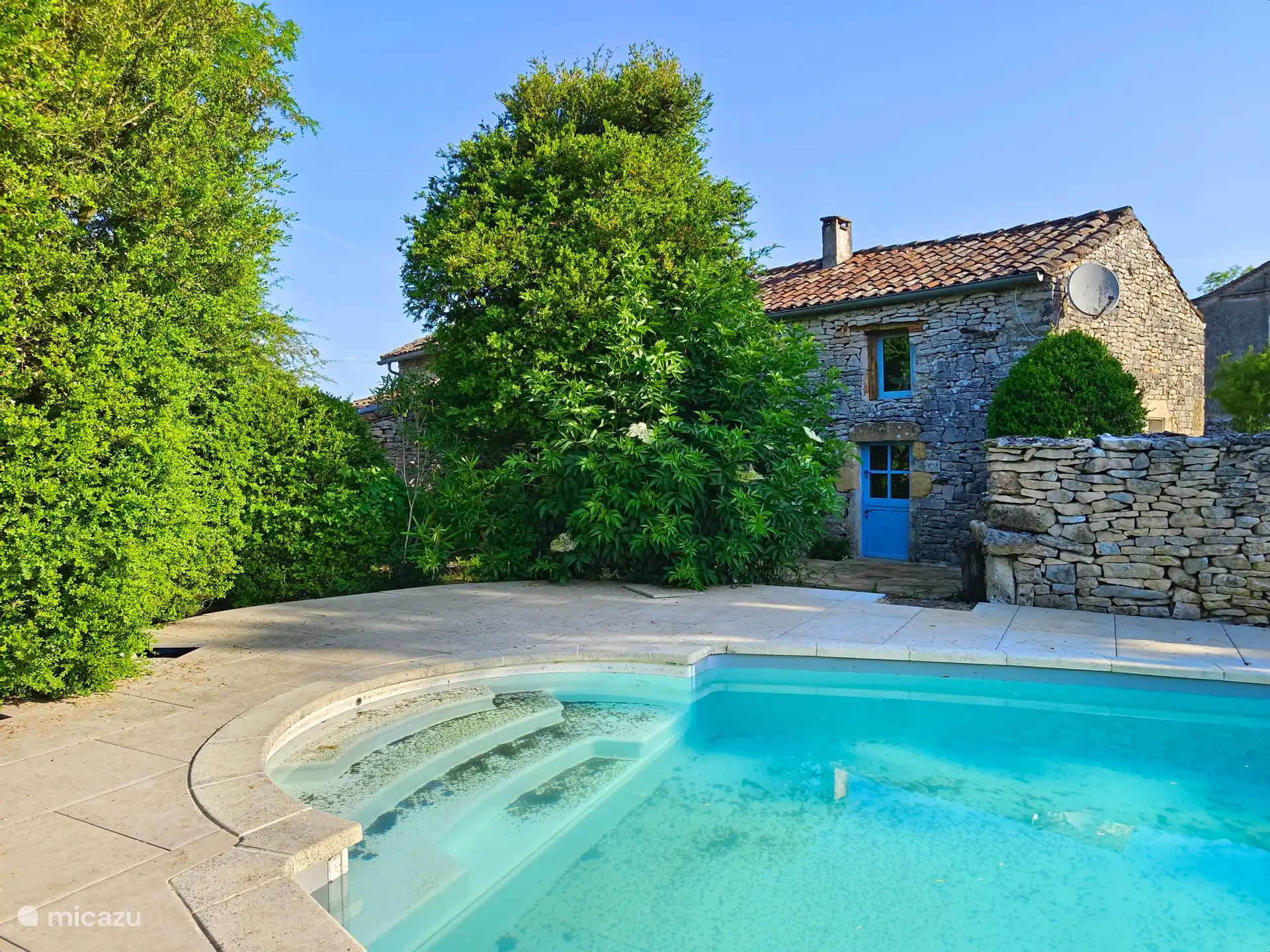 Das Haus und der Pool