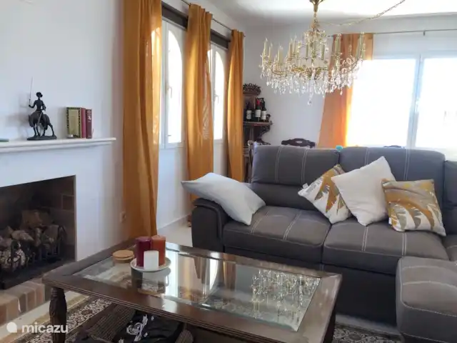 Casa Tien bij Javea en Moraira. huren in Spanje, Costa Blanca, Benitachell - villa Helaas kan de openhaard nog niet aan. In het najaar komt er een cassette. Nu is de afvoer nog niet in orde.