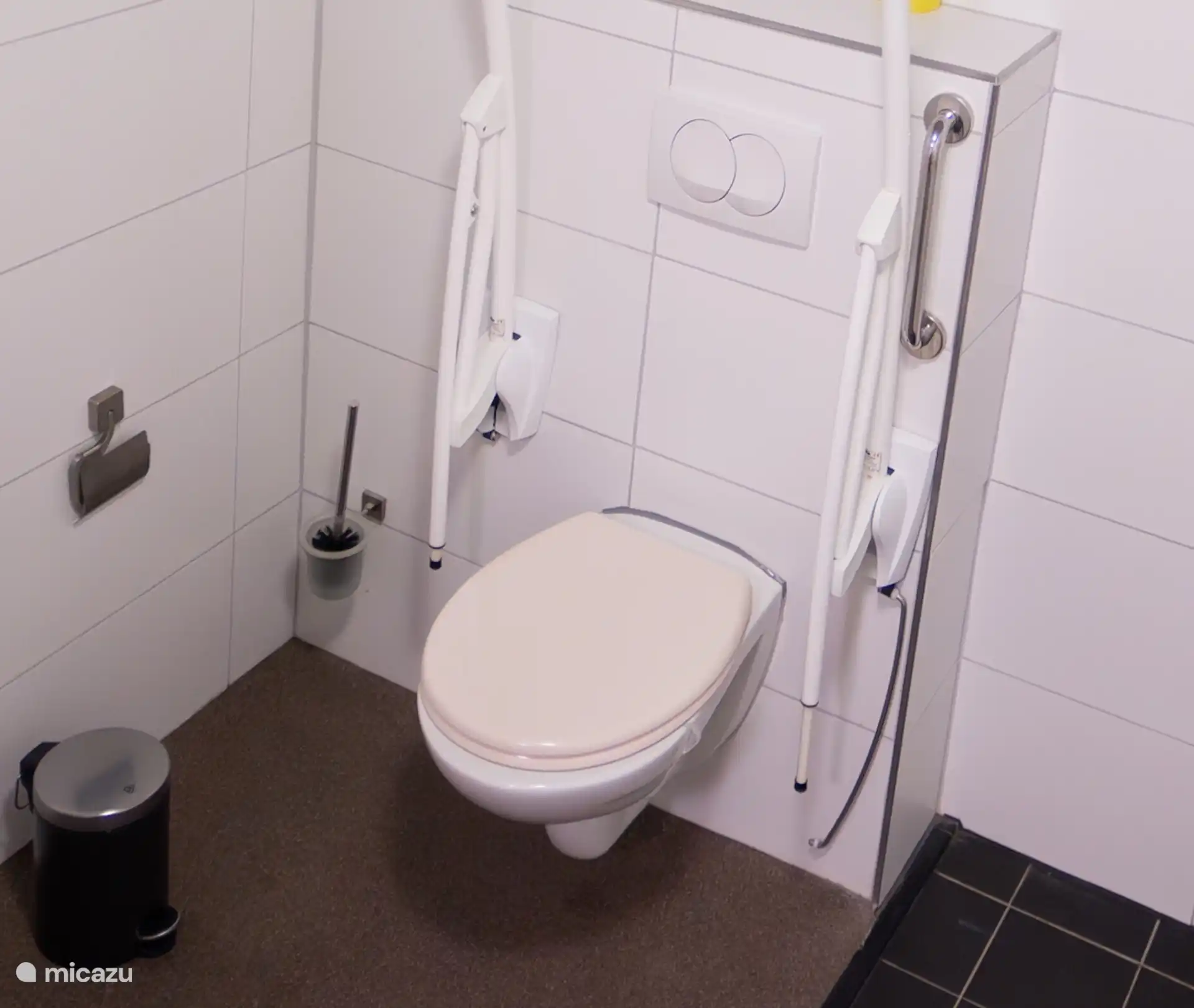 Toilet 1