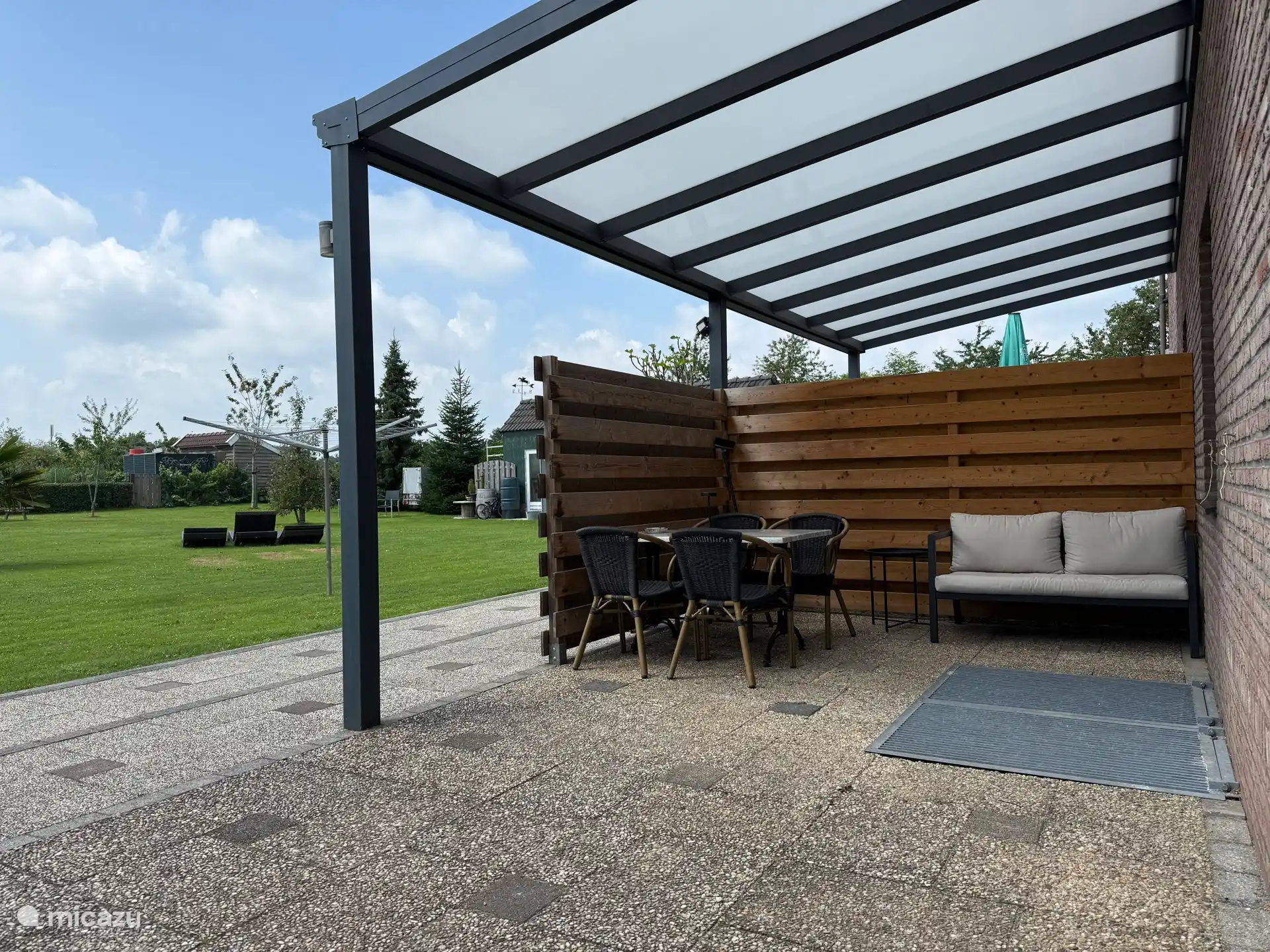 Terras appartement 1 begane grond