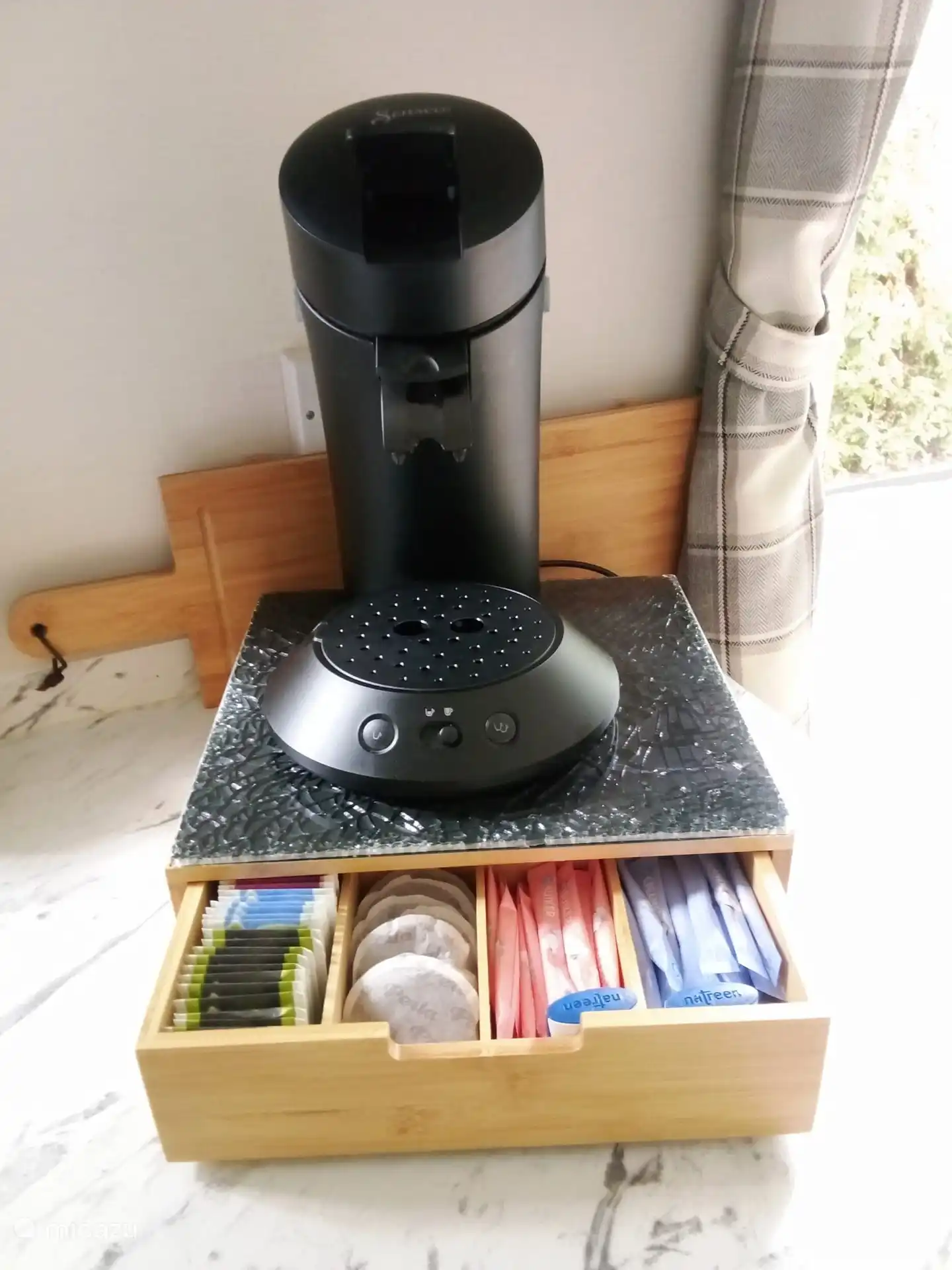 Koffie, thee, suiker, koffiemelk 