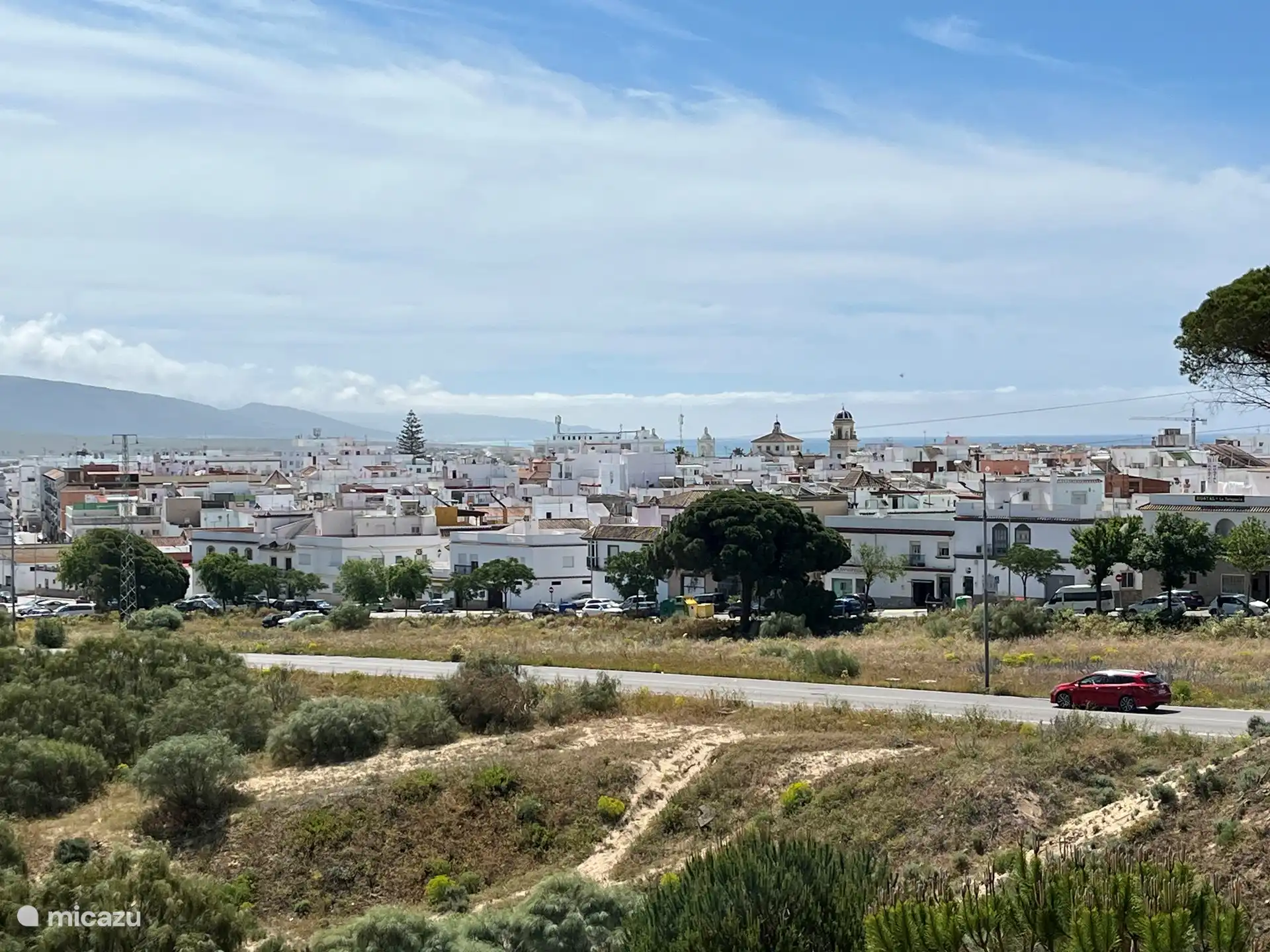 Dies ist der Blick von den Dünen über Barbate.