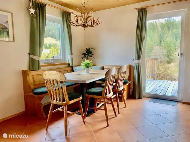 Almchalet Annaberg im Lammertal huren in Oostenrijk, Salzburgerland, Annaberg - vakantiehuis Eethoek