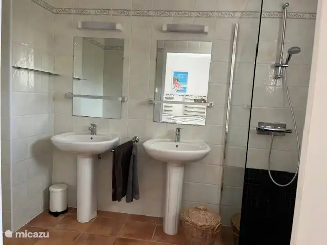 Lavande en Francia, Var, Nans-les-Pins - casa vacacional Baño planta baja