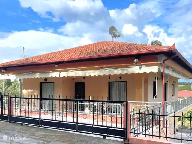 Location de Vacances Grèce, Riviera Olympic , Katerini, bungalow - Maison Sfendami Location de Vacances Grèce, Riviera Olympic , Katerini, bungalow - Maison Sfendami