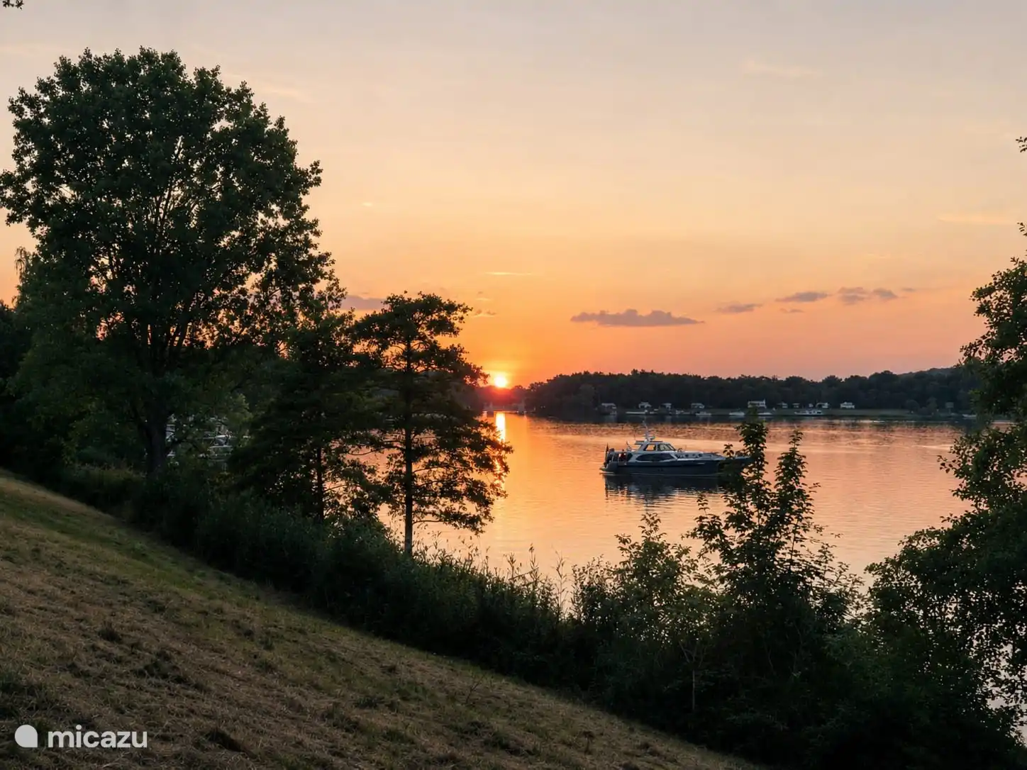 Sunset Mookerplas