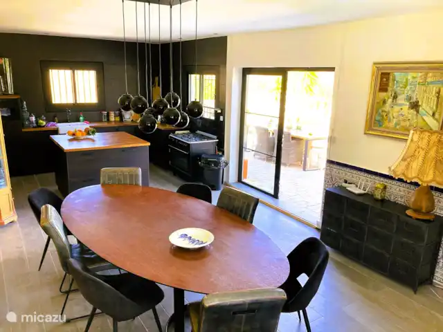 Villa Torre  en España, Valencia, Macastre - villa Mesa de comedor para 8 personas
