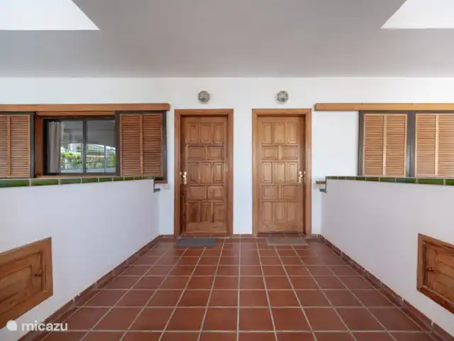 Vista Atlántica Tenerife Sur en España, Tenerife, Costa del Silencio - apartamento Entrada al apartamento