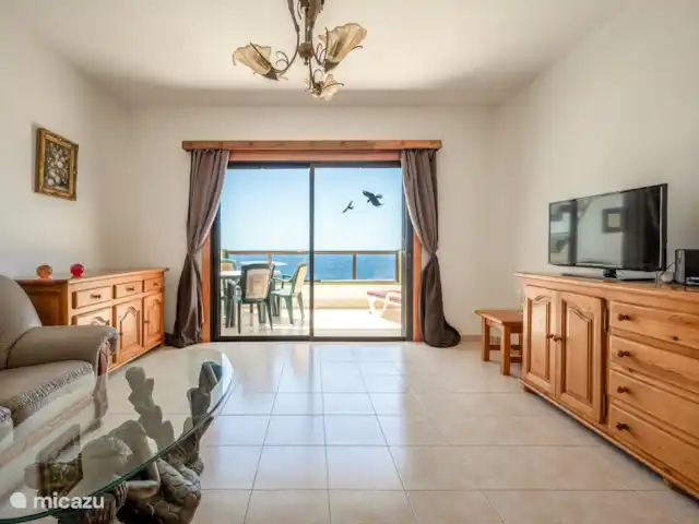 Vista Atlántica Tenerife Sur en España, Tenerife, Costa del Silencio - apartamento Vista al mar desde la sala de estar