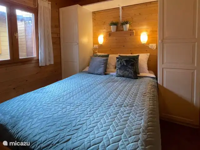 Chalet Casa Sole Porlezza en Italia, Lagos italianos, Porlezza - chalet Dormitorio 1 con cama doble (140x200)