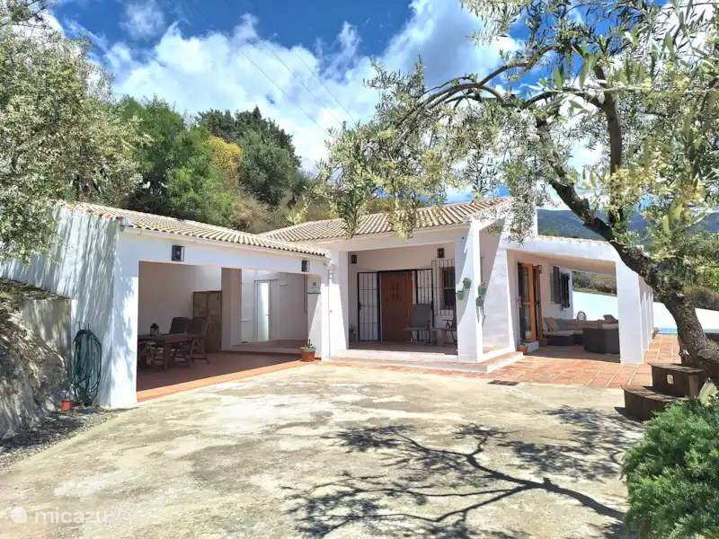La Casa Algarrobo, invitée dans la nature | Espagne, Andalousie, Sedella - Villa La Casa Algarrobo, invitée dans la nature | Espagne, Andalousie, Sedella - Villa