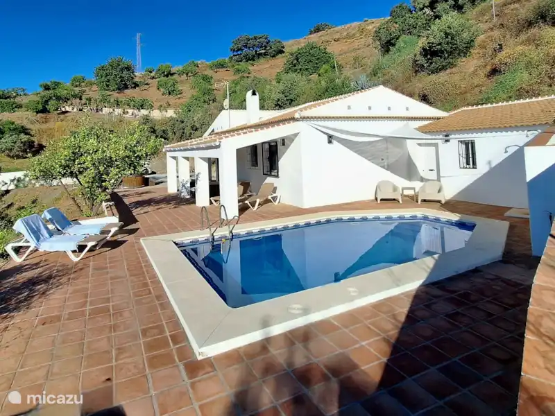 La Casa Algarrobo, invitée dans la nature | Espagne, Andalousie, Sedella - Villa La Casa Algarrobo, invitée dans la nature | Espagne, Andalousie, Sedella - Villa