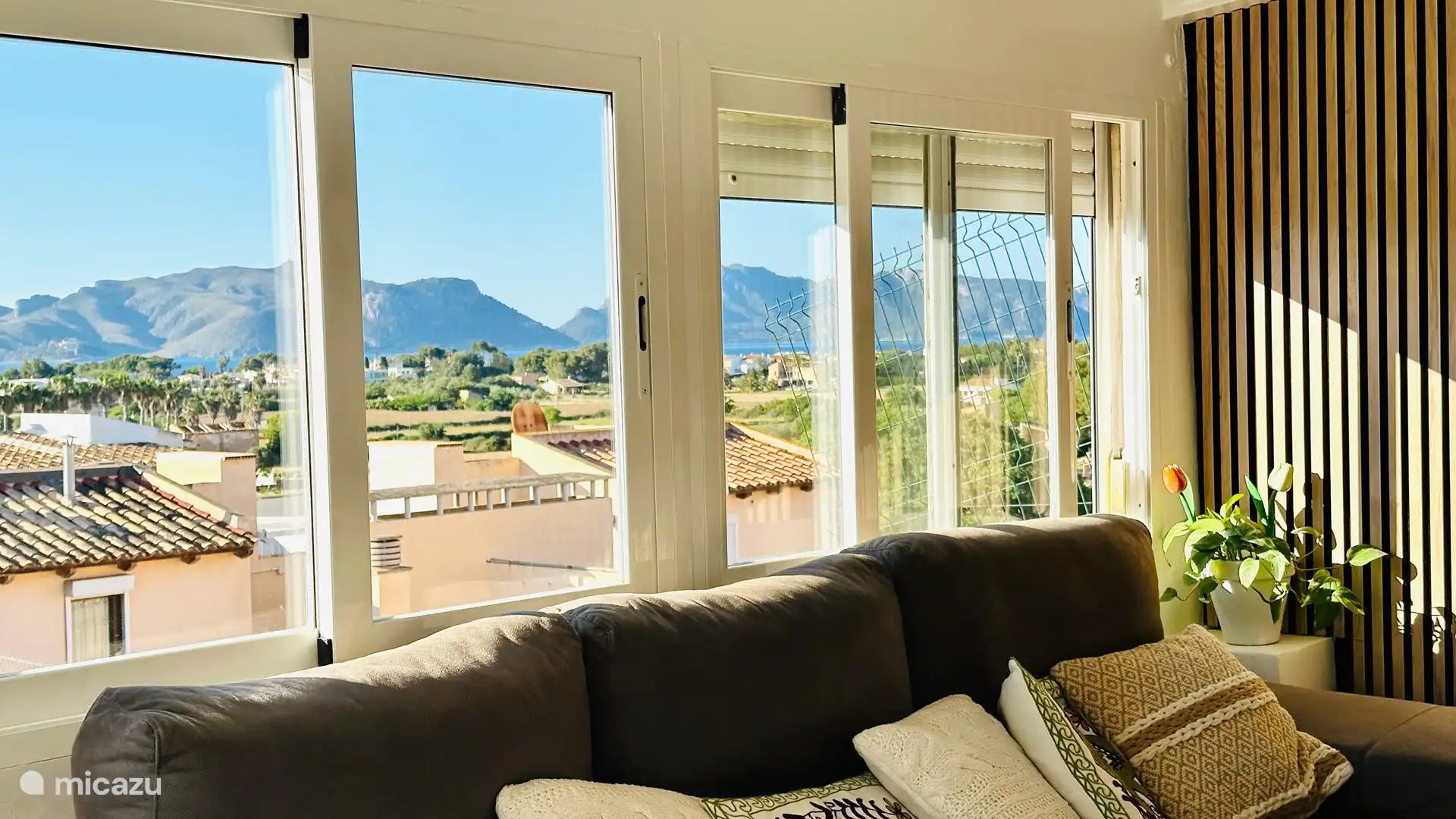 Apartamento con terraza y vistas al mar Alcúdia en España, Mallorca, Alcúdia - Apartamento