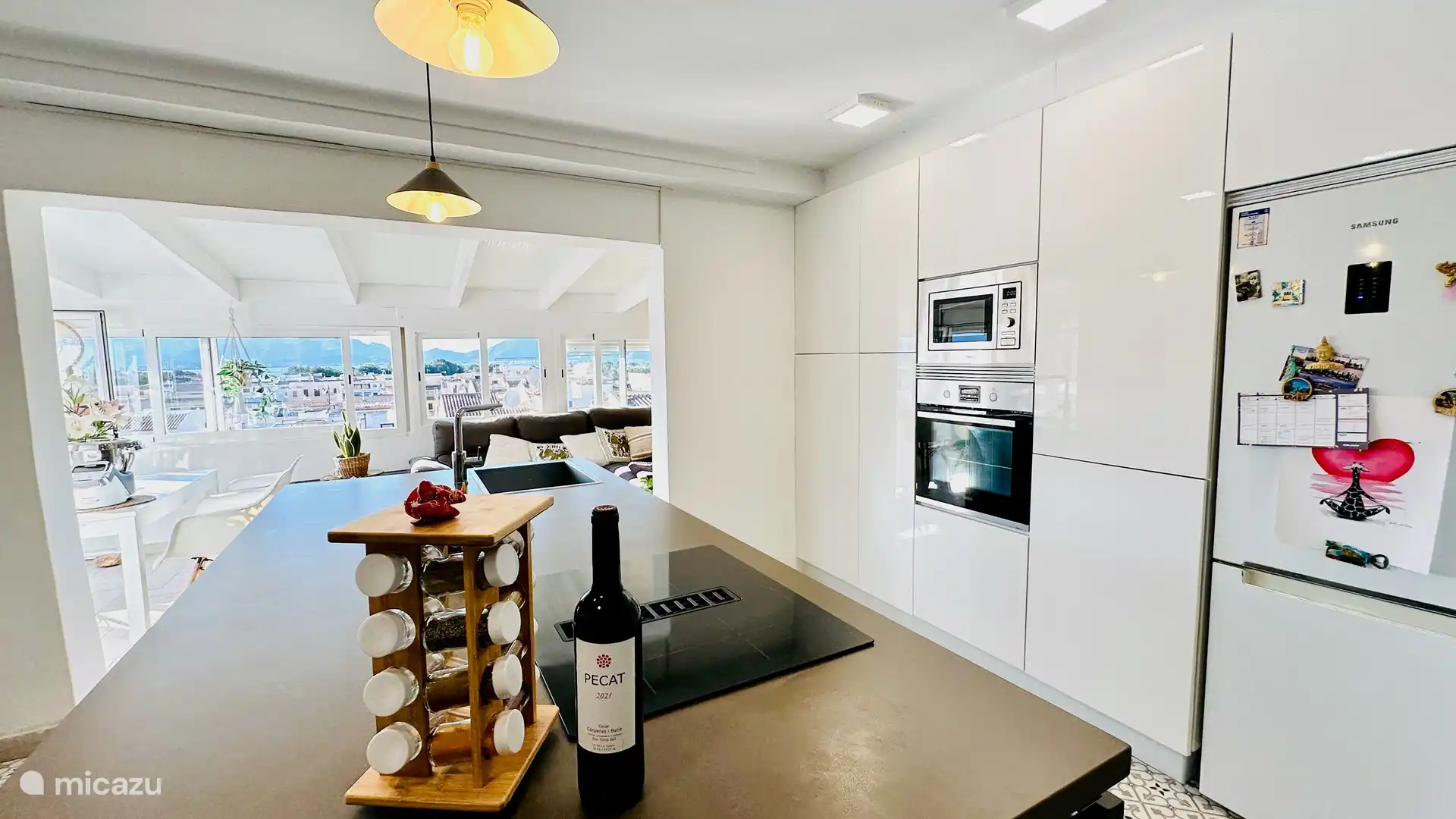 Apartamento con terraza y vistas al mar Alcúdia en España, Mallorca, Alcúdia - Apartamento