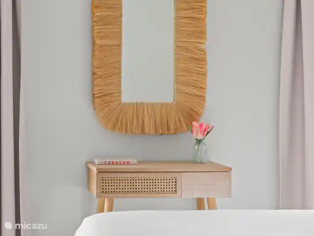 The Wharf 7E, appartement citadin de luxe | Curaçao, Curaçao-Centre, Willemstad - appartement Chambre principale avec climatisation et salle de bain attenante