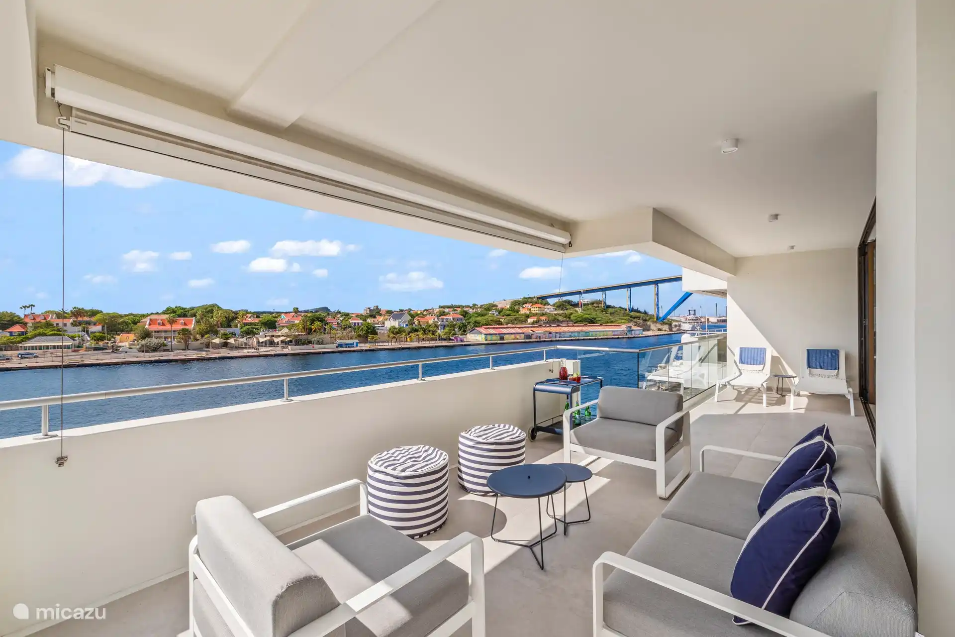 Spacious terrace, where you can watch boats endlessly