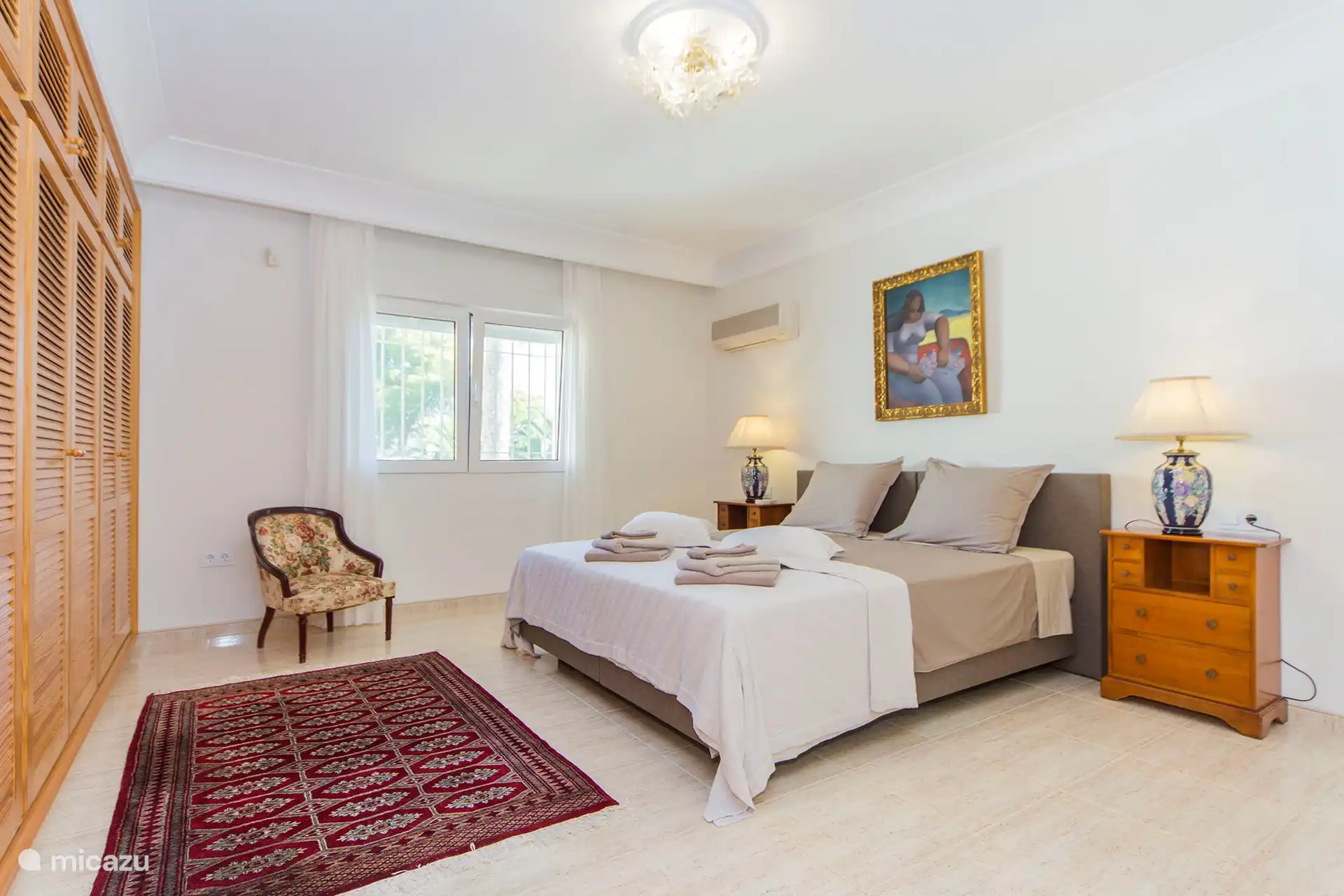 Schlafzimmer 2 hinter dem Wohnzimmer