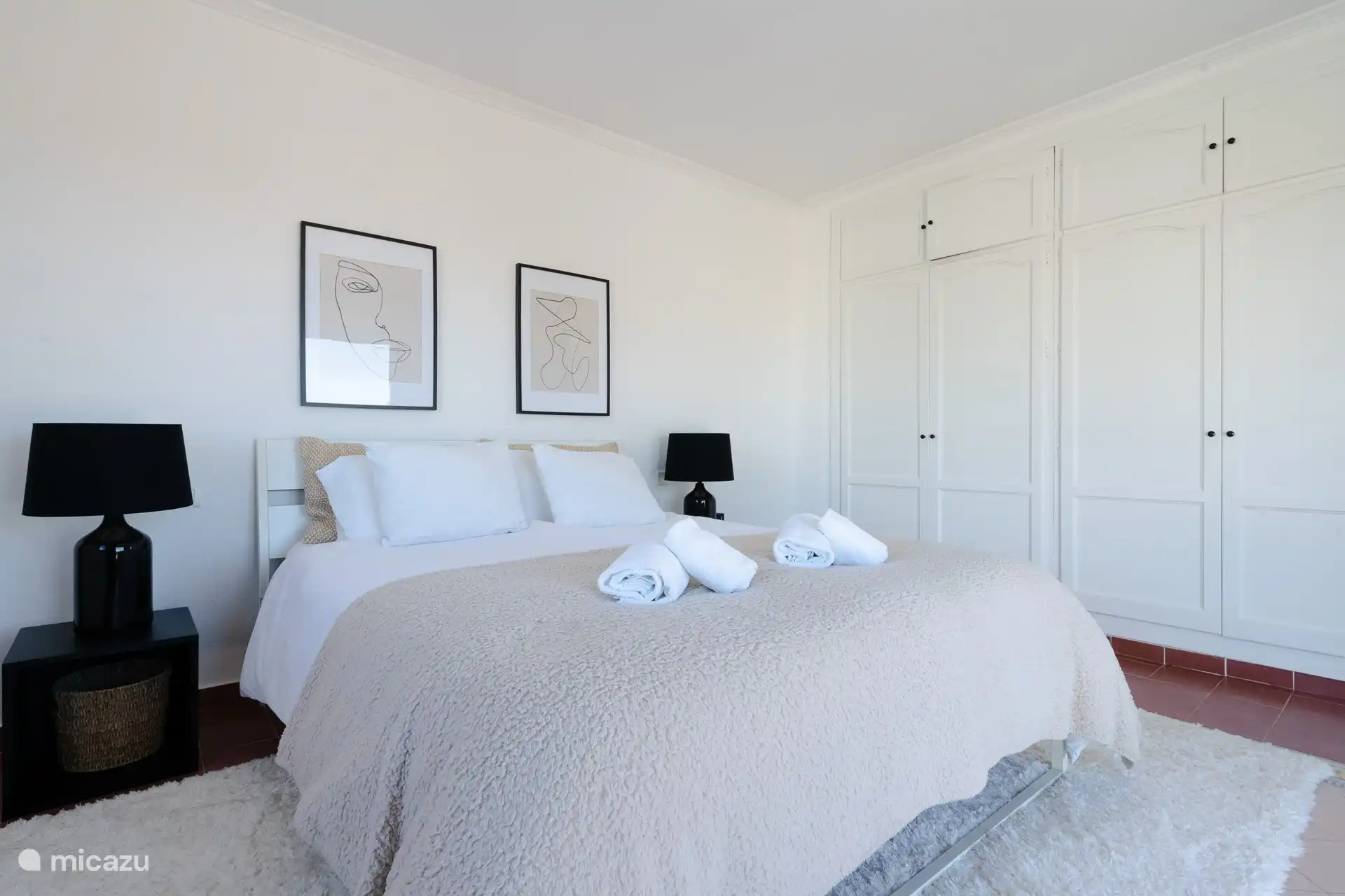 Cama habitación principal