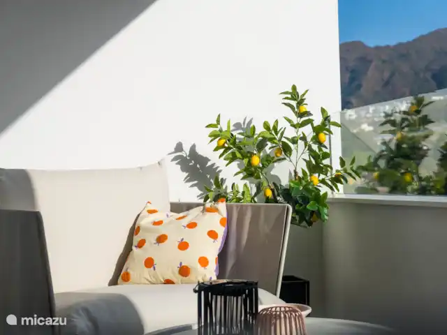 Jardins de fleurs Estepona | Espagne, Costa del Sol, Estepona - appartement balcon soleil du matin