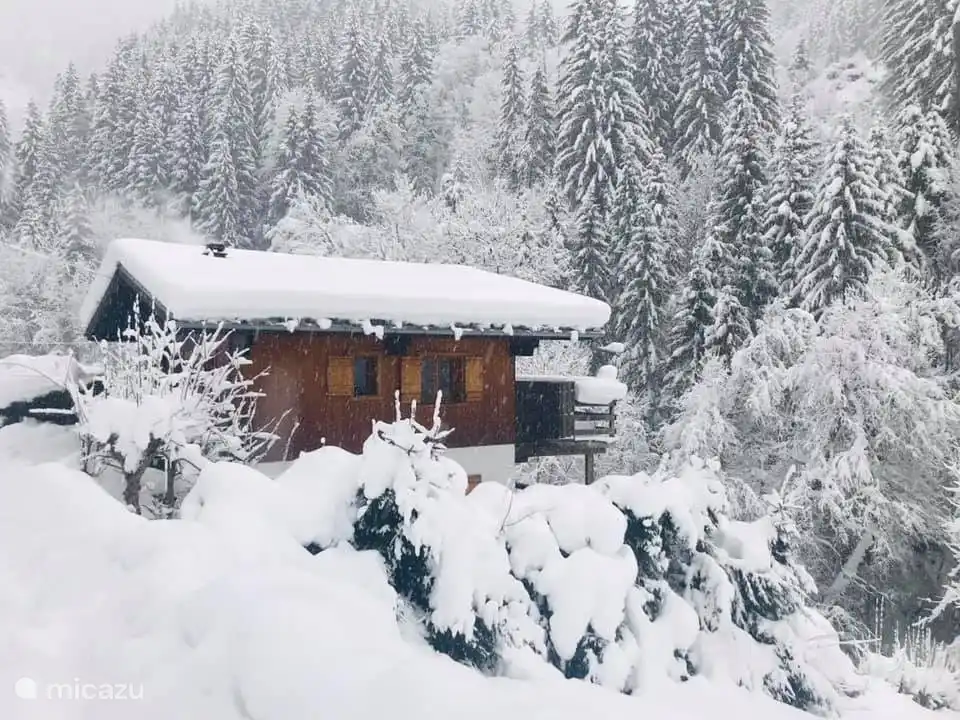 Haus von der Straße aus gesehen (Sackgasse)