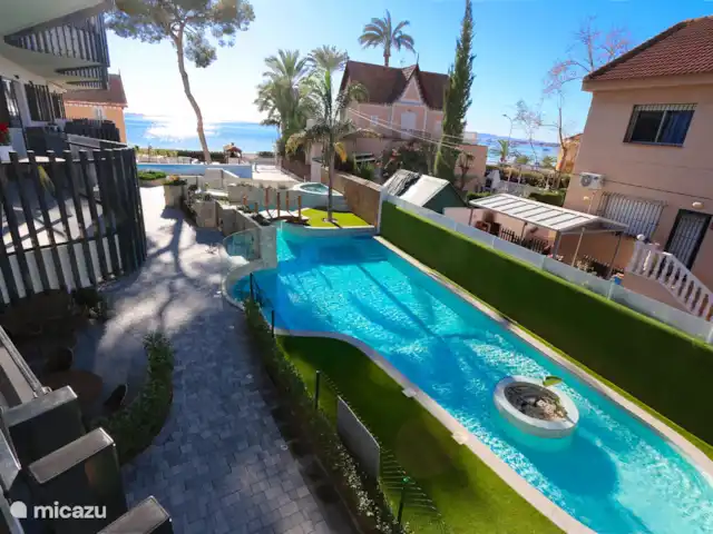 Marau Beach Resort met zeezicht huren in Spanje, Costa Cálida, San Javier - appartement Uitzicht vanaf het balkon op het gemeenschappelijk zwembad.