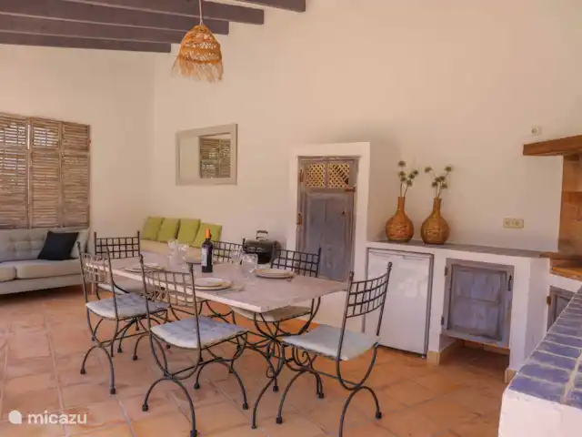 Villa Dadores | Espagne, Costa Blanca, Benitachell - villa Table à manger confortable dans la cuisine extérieure
