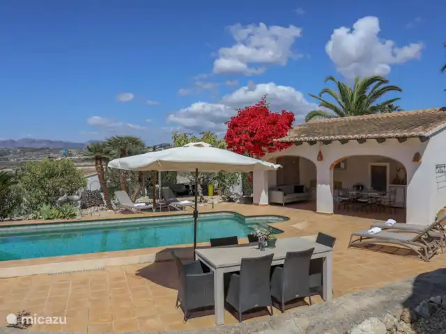Villa Dadores | Espagne, Costa Blanca, Benitachell - villa Table à manger avec parasol, belle vue