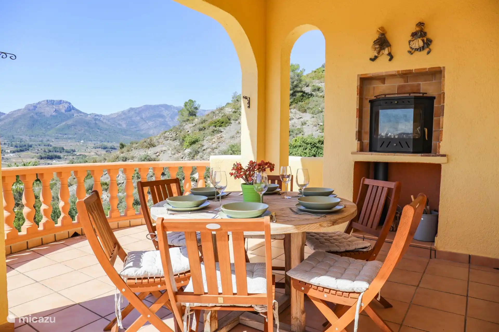 Sitzbereich zum Essen mit Aussicht