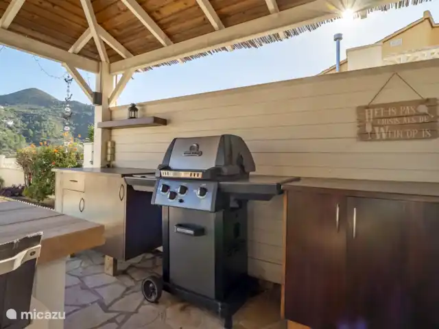 Villa Jacaranda huren in Spanje, Costa Blanca, Alcalali - villa Barbecueën met uitzicht op de vallei