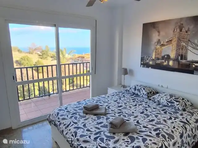 Location de Vacances Espagne, Costa del Sol, Benalmádena, maison de vacances - Benalmádena Pueblo Chambre 1 avec terrasse.