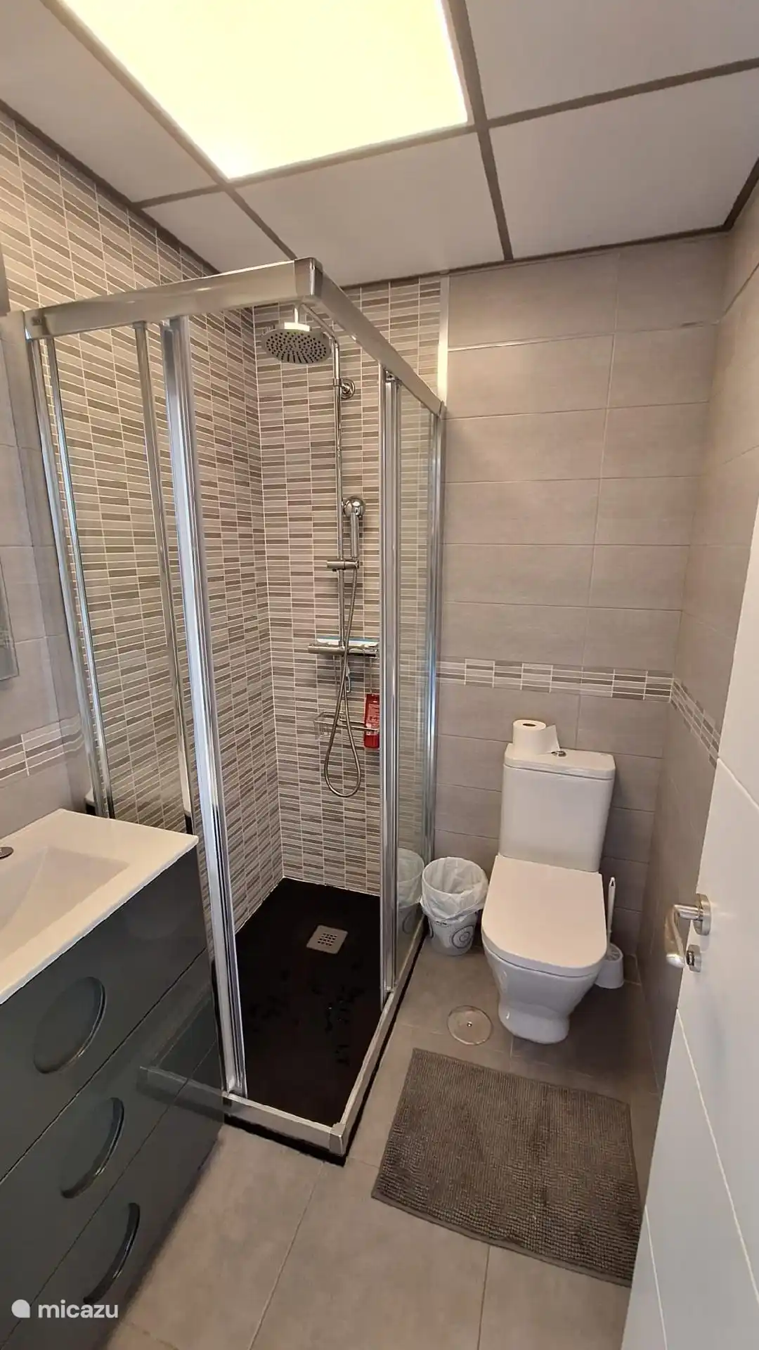 Badezimmer 1, Erdgeschoss.