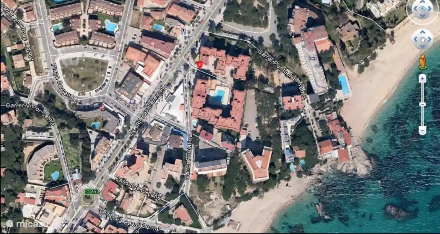 Lage in Bezug auf den Strand