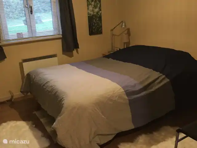 Wandelen, België, Ardennen, Blaimont, bungalow Arduena - Het Ardennetje Slaapkamer 1 met 2-persoonsbed