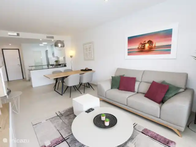 Flamenca Village Resort près de la plage | Espagne, Costa Blanca, Orihuela Costa - appartement Salon, table à manger et cuisine