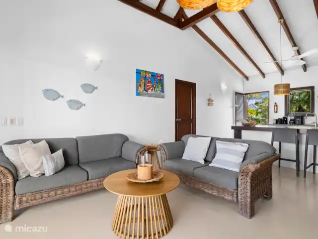 Pueblo de las Tierras Acuáticas, Casa Cascaya en Bonaire, Bonaire, Kralendijk - casa vacacional Salón