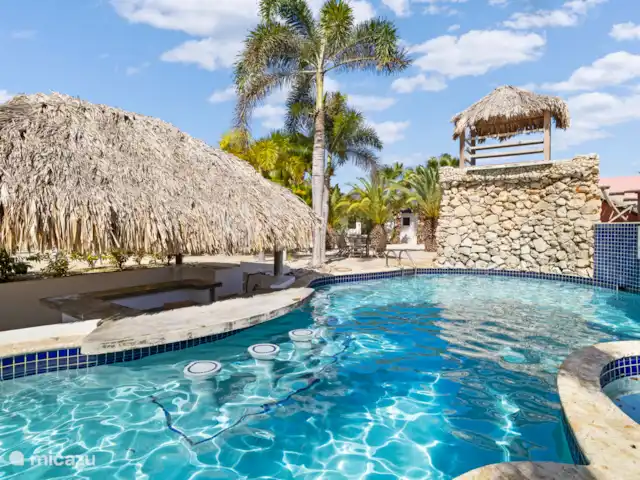 Pueblo de las Tierras Acuáticas, Casa Cascaya en Bonaire, Bonaire, Kralendijk - casa vacacional Piscina comunitaria