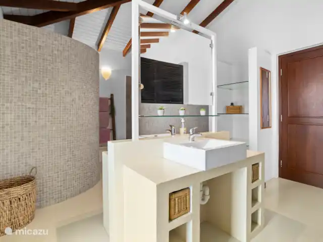 Pueblo de las Tierras Acuáticas, Casa Cascaya en Bonaire, Bonaire, Kralendijk - casa vacacional Baño dos