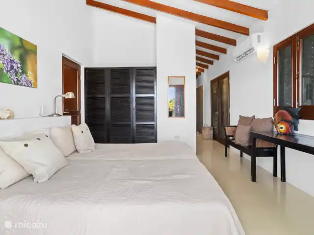 Pueblo de las Tierras Acuáticas, Casa Cascaya en Bonaire, Bonaire, Kralendijk - casa vacacional Dormitorio uno