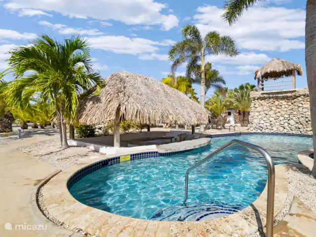 Pueblo de las Tierras Acuáticas, Casa Cascaya en Bonaire, Bonaire, Kralendijk - casa vacacional Piscina comunitaria