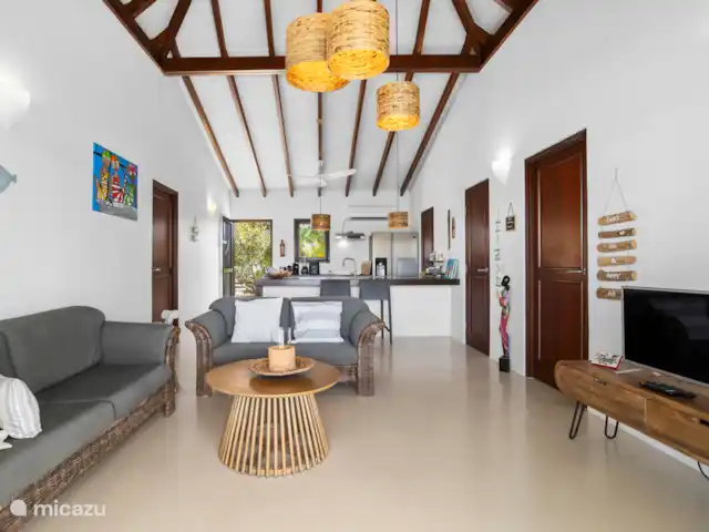 Pueblo de las Tierras Acuáticas, Casa Cascaya en Bonaire, Bonaire, Kralendijk - casa vacacional Salón