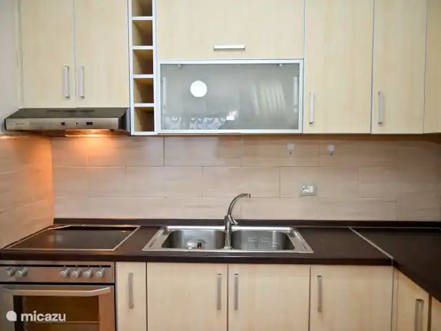 Location de Vacances Albanie, Durrës, Durrës, appartement - Appartement en bord de mer Casa Mery Cuisine