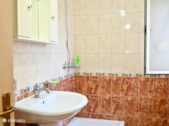 Location de Vacances Albanie, Durrës, Durrës, appartement - Appartement en bord de mer Casa Mery Salle de Bains