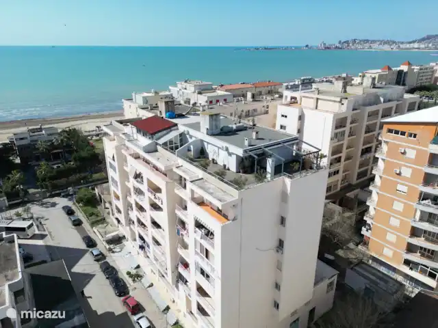 Location de Vacances Albanie, Durrës, Durrës, appartement - Appartement en bord de mer Casa Mery 1 min à pied de la plage, des bars et des restaurants