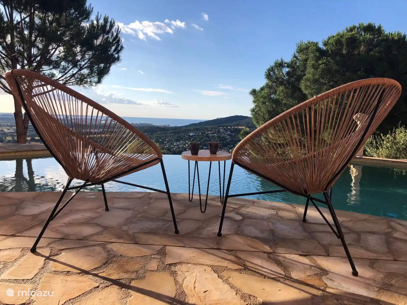 Sun all day, south-facing terrace