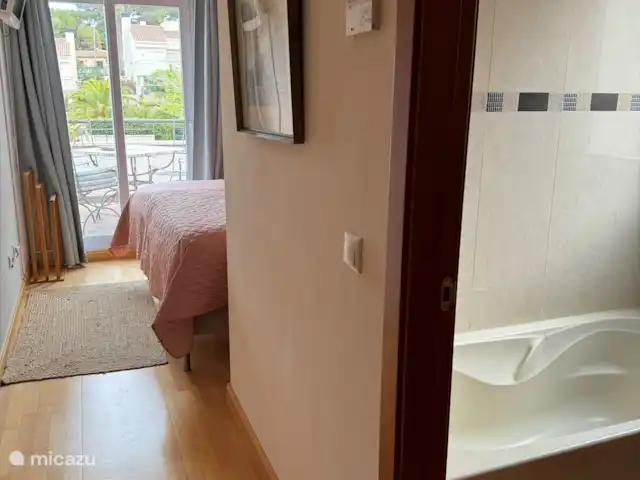 Location de Vacances Espagne, Costa Blanca, Moraira, maison de vacances - Casa Palmeras Moraira Sport Salle de bain privée dans la chambre 1