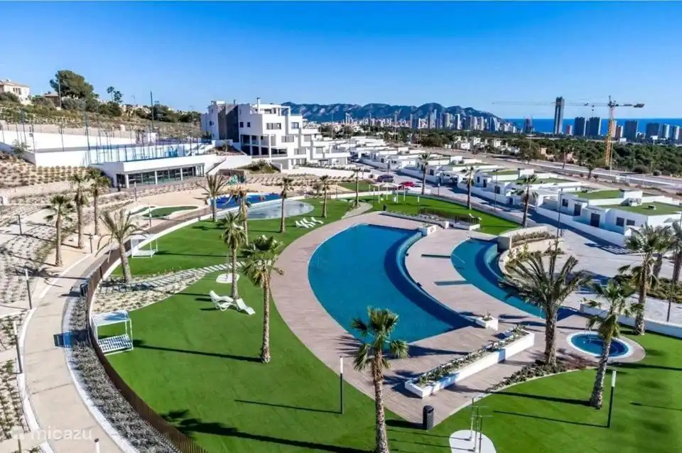 Gemeinschaftlicher Swimmingpool