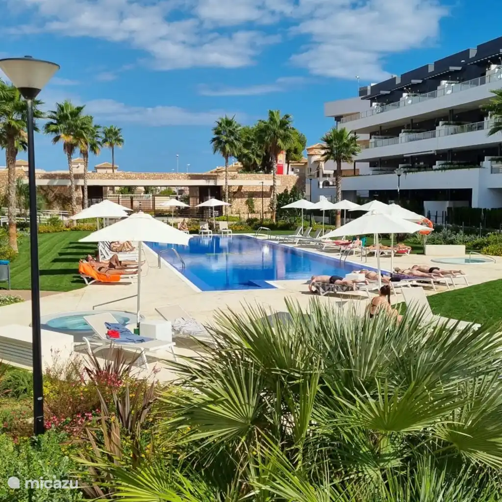 Luxe Flamenca Village Resort 003