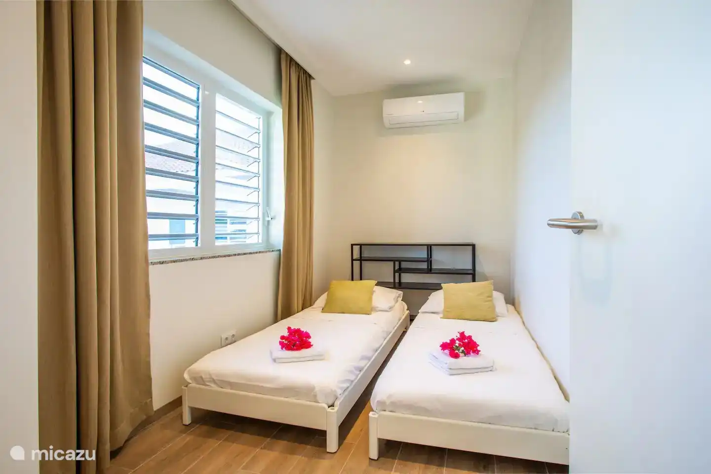 Bedroom 2 Configuration 2 beds