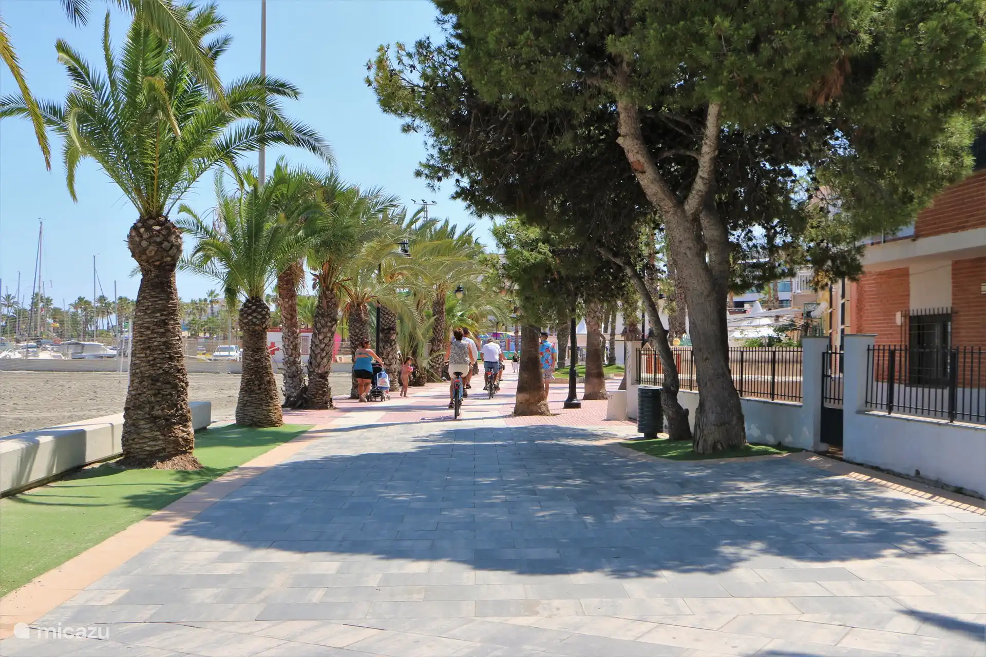 Espaciosa villa c&#233;ntrica en San Pedro