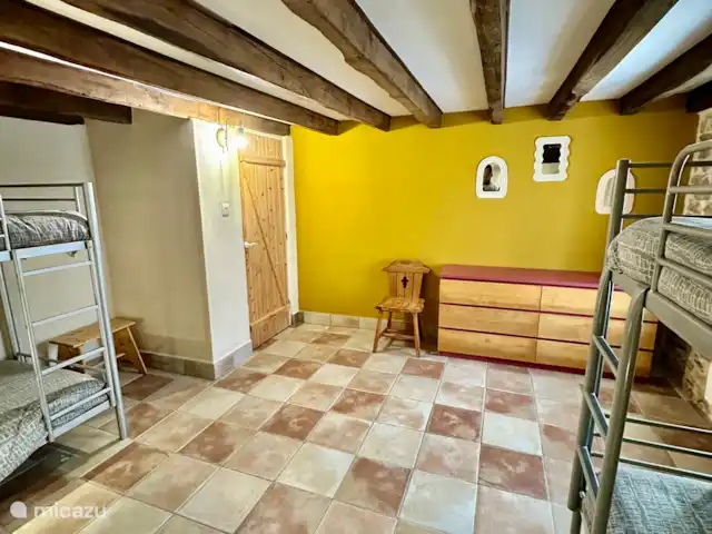 La Bergerie y su piscina privada en Francia, Alta Viena, Château-Chervix - casa de campo / castillo Dormitorio 3, 2 literas 90x190
